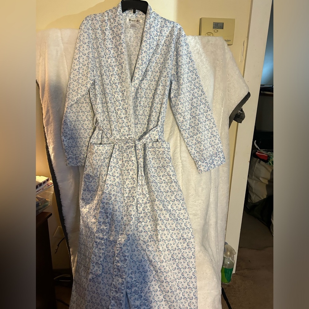 Women’s winter silk large robe 2 front pockets, a belt 78% polyester 22% cotton - Picture 3 of 13